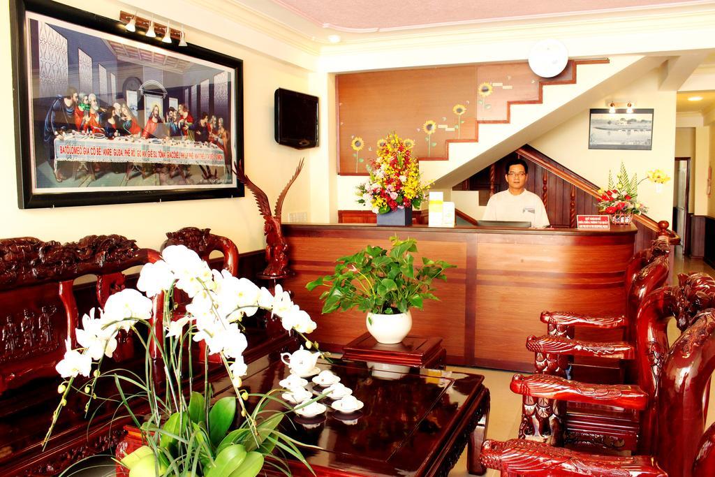 Hoa Lan Hotel Da Lat Exterior photo