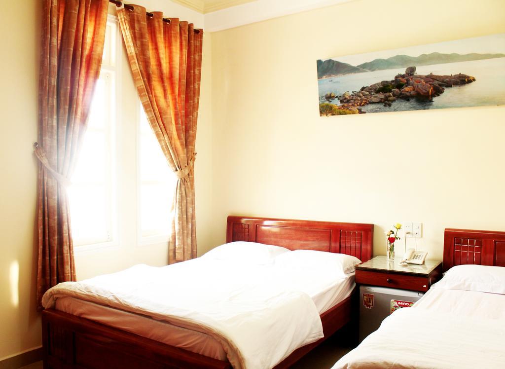 Hoa Lan Hotel Da Lat Exterior photo
